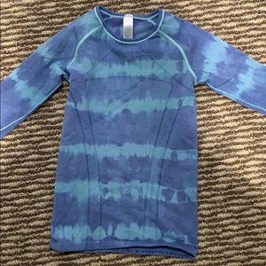 Girls ivivva Blue and green tie dye long sleeve